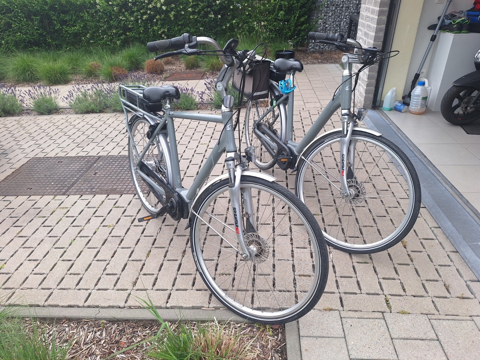 2 Oxford fietsen met, Shimano Steps middenmotor., Enlèvement