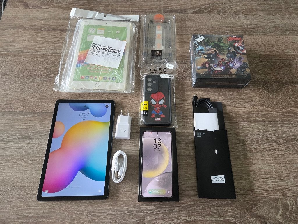 Samsung S24 128gb + Samsung Tab S6 Lite + Oordopjes, Telecommunicatie, Mobiele telefoons | Samsung, Ophalen, Galaxy S24, Zwart
