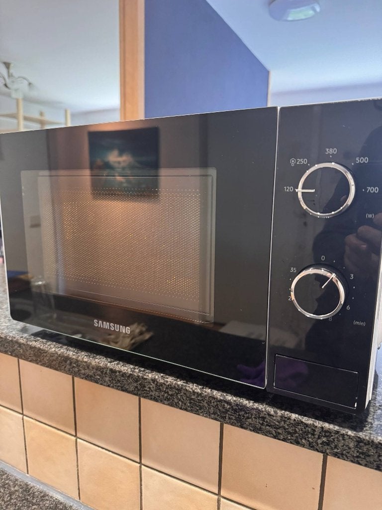 Four à micro-ondes samsung à vendre, Ophalen, Microgolfoven, Tussenbouw, Zo goed als nieuw