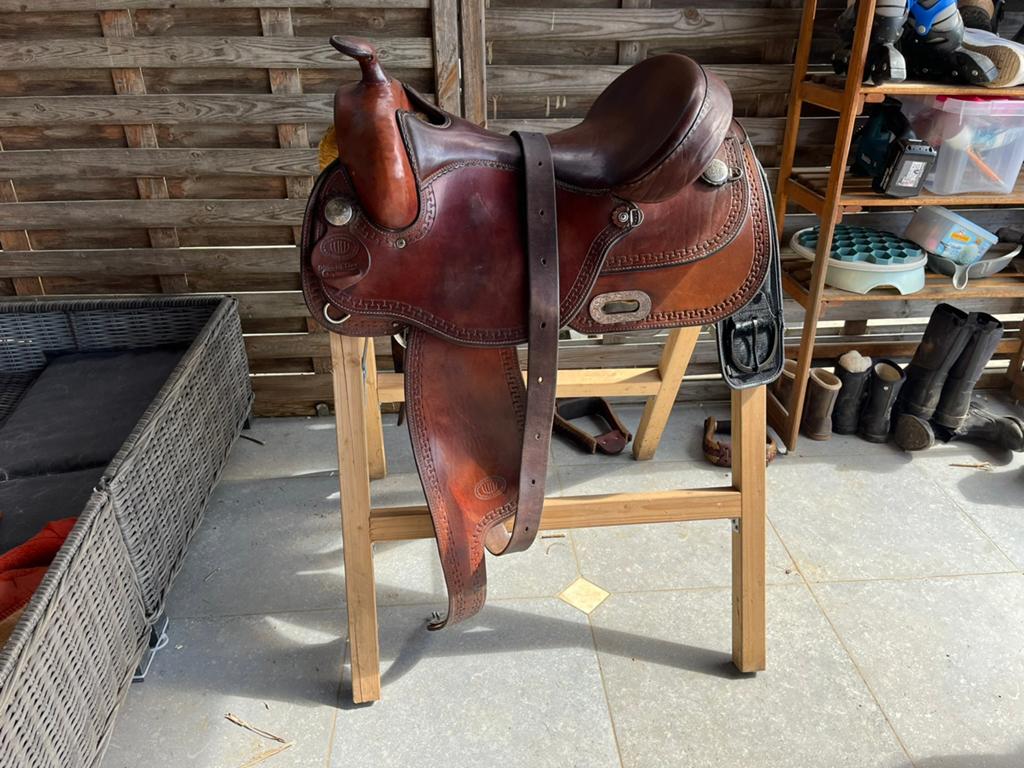 Westwood, Animaux & Accessoires, Chevaux & Poneys | Selles, Comme neuf, Western, Enlèvement