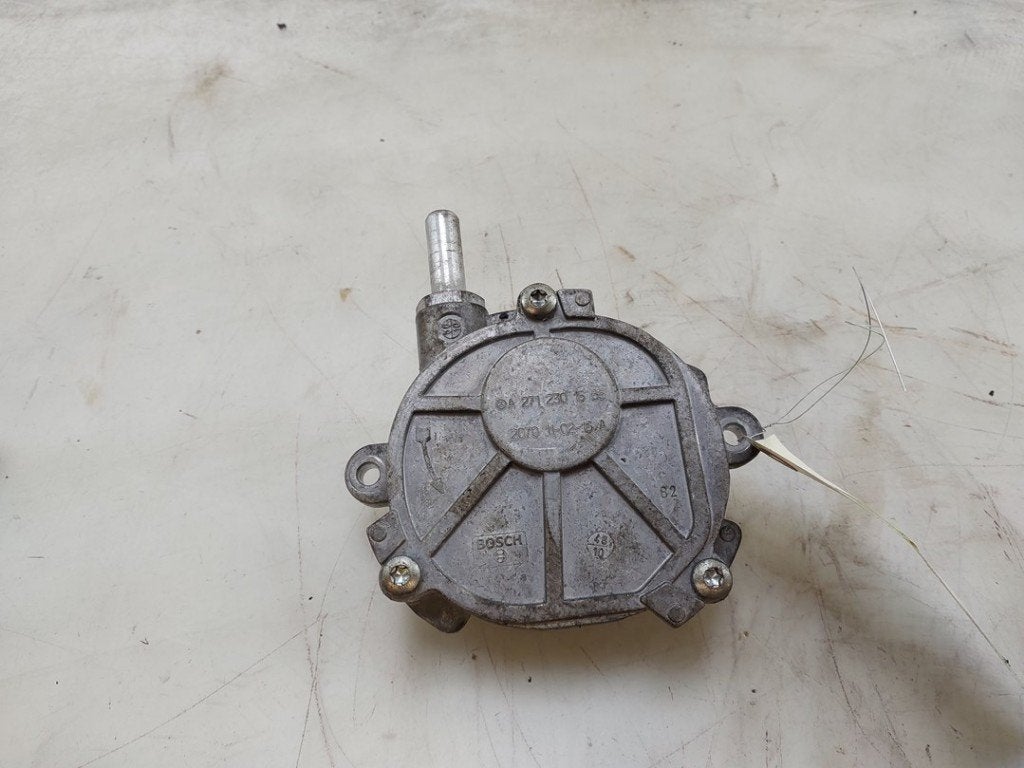 VACUUM POMPE PETROL C (W204) (|A2712301665|A271230166580|), Robert Bosch AG, Mercedes-Benz, Utilisé, Robert-Bosch-Allee 1
74232  Abstatt, DE