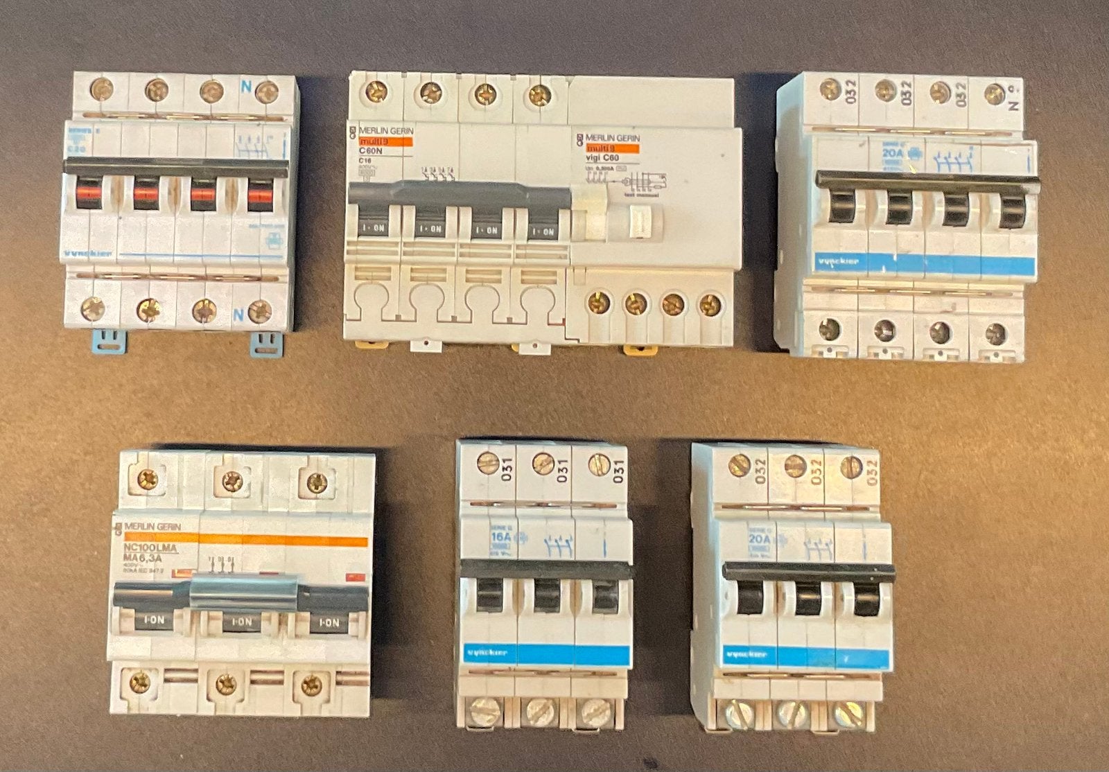 Lot industriële automaten (7), Bricolage & Construction, Électricité & Câbles, Utilisé, Enlèvement ou Envoi