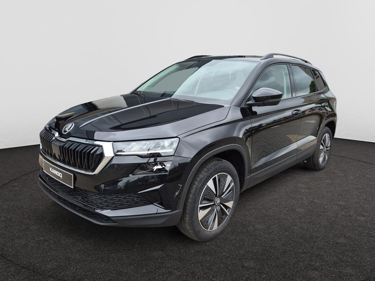 Skoda Karoq Corporate 1,5 TSI 150 PK DSG7 Automaat, Auto's, Automaat, 139 g/km, Adaptive Cruise Control, Zwart