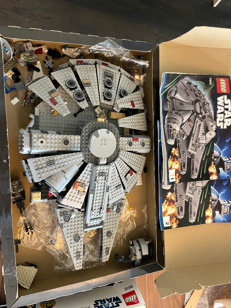 Lego Star Wars Millenium Falcon, Ophalen of Verzenden, Gebruikt