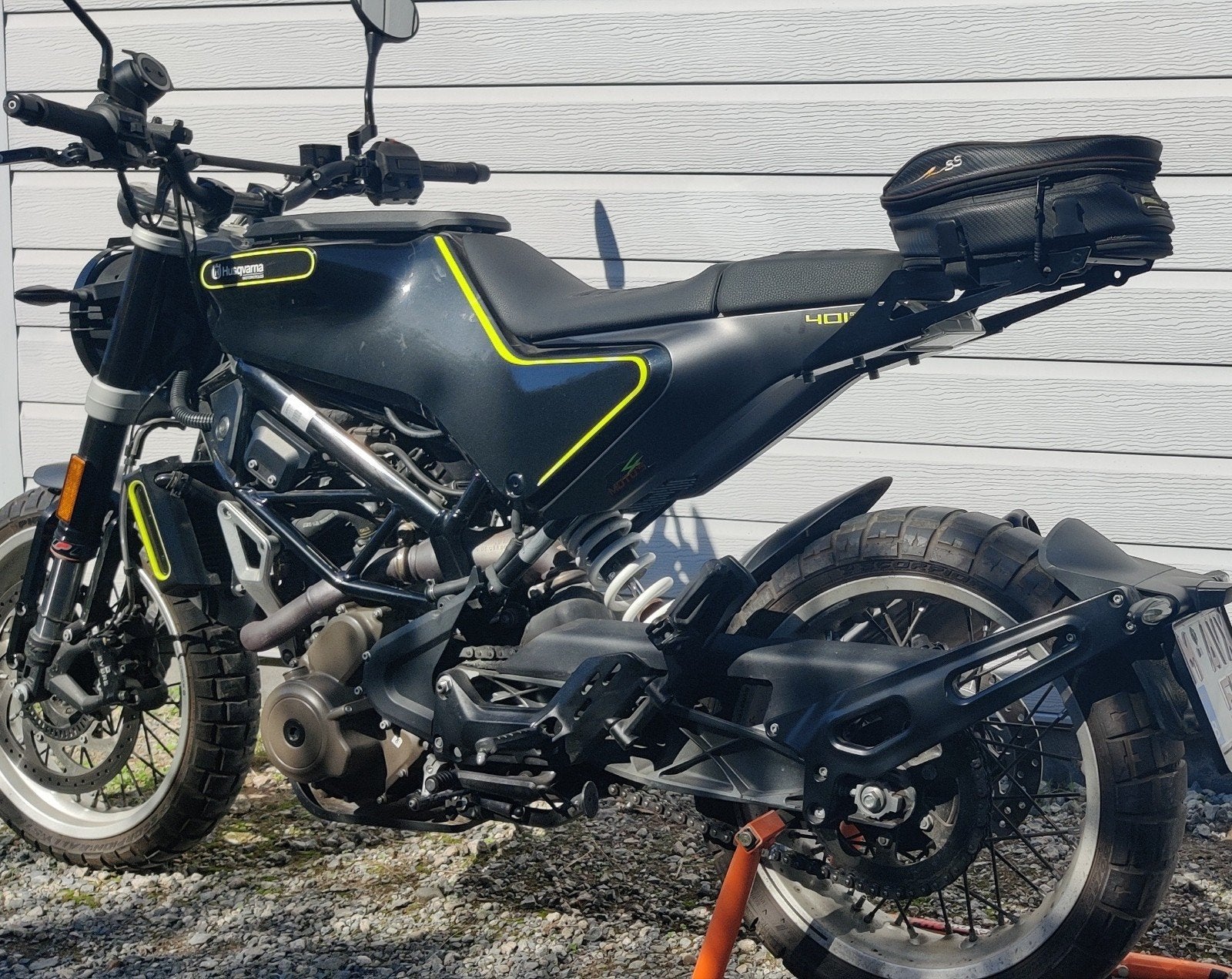 Husqvarna 401 Svartpilen bj 2018, ABS, Particulier, Permis Moto A2 minimum, 370 cm³