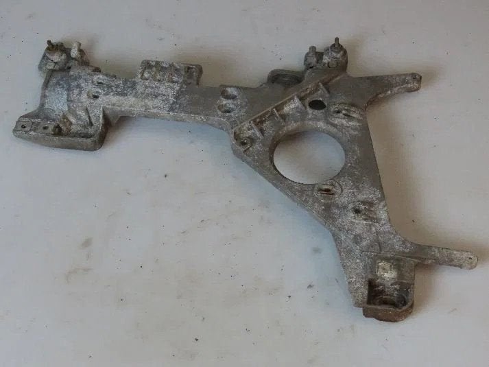 Mercedes-Benz Body & Chassis Parts Koplampsteun Li. MB MP4, Enlèvement, Utilisé