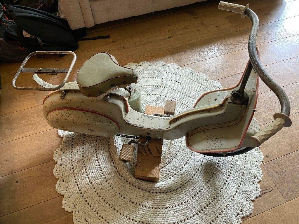Trapauto Vespa torck vin ntage antiek, Antiquités & Art, Antiquités | Jouets, Enlèvement