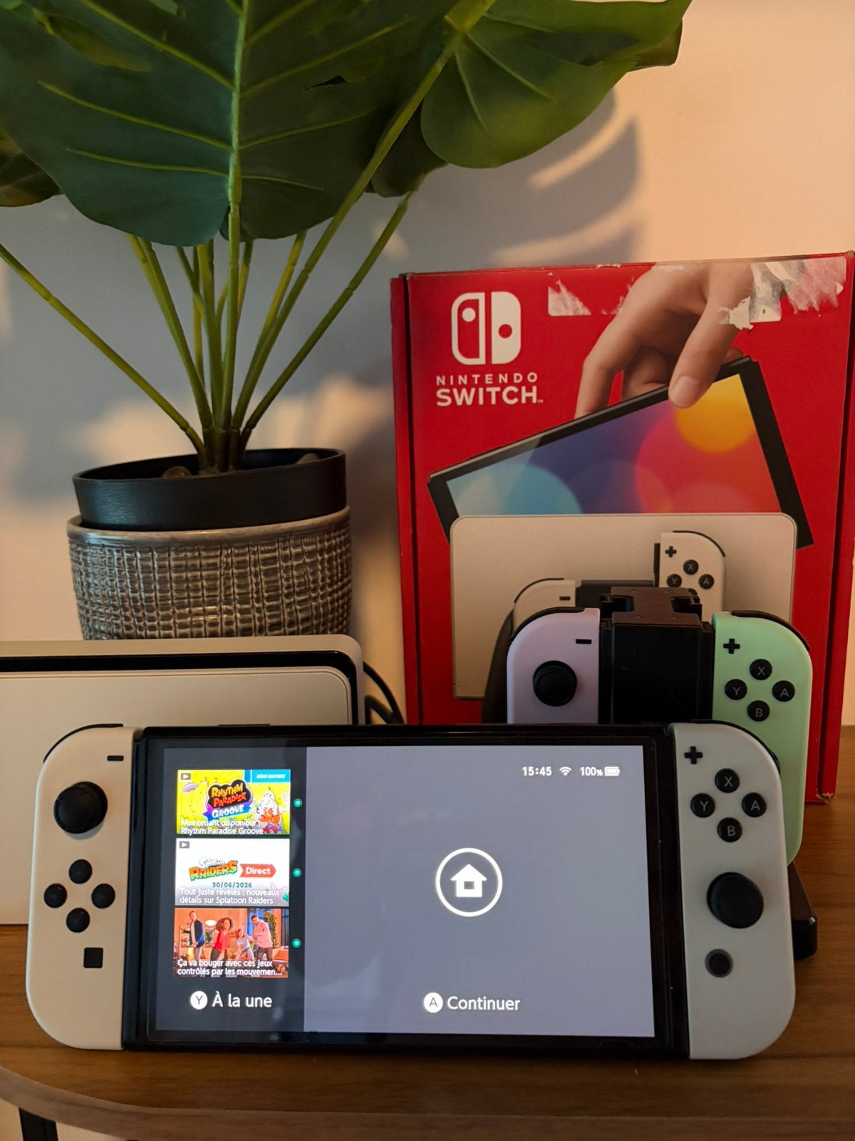 Nintendo Switch OLED Blanche + Jeux + Accessoires, Enlèvement, Comme neuf, Switch OLED