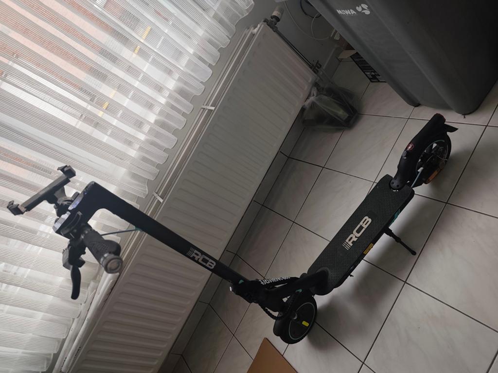 RCB Elektrische Step – Opvouwbaar, Snel & Comfortabel, Fietsen en Brommers, Steps, Ophalen, Zo goed als nieuw, Elektrische step (E-scooter)