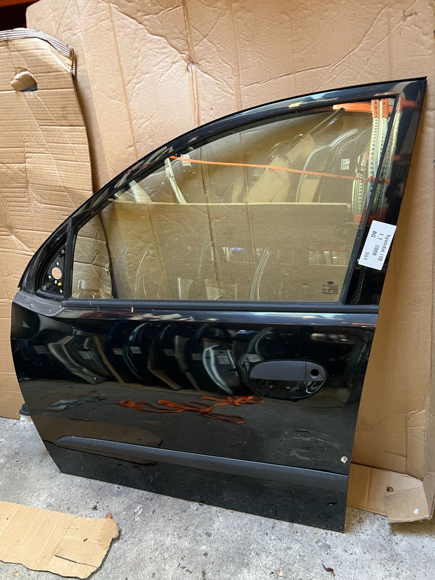 HYUNDAI i10 zwart BG links voor deur portier 2007-2012, Gebruikt, Heolleung-ro 12
06797  Seoul, Deur, Info@hyundai.com