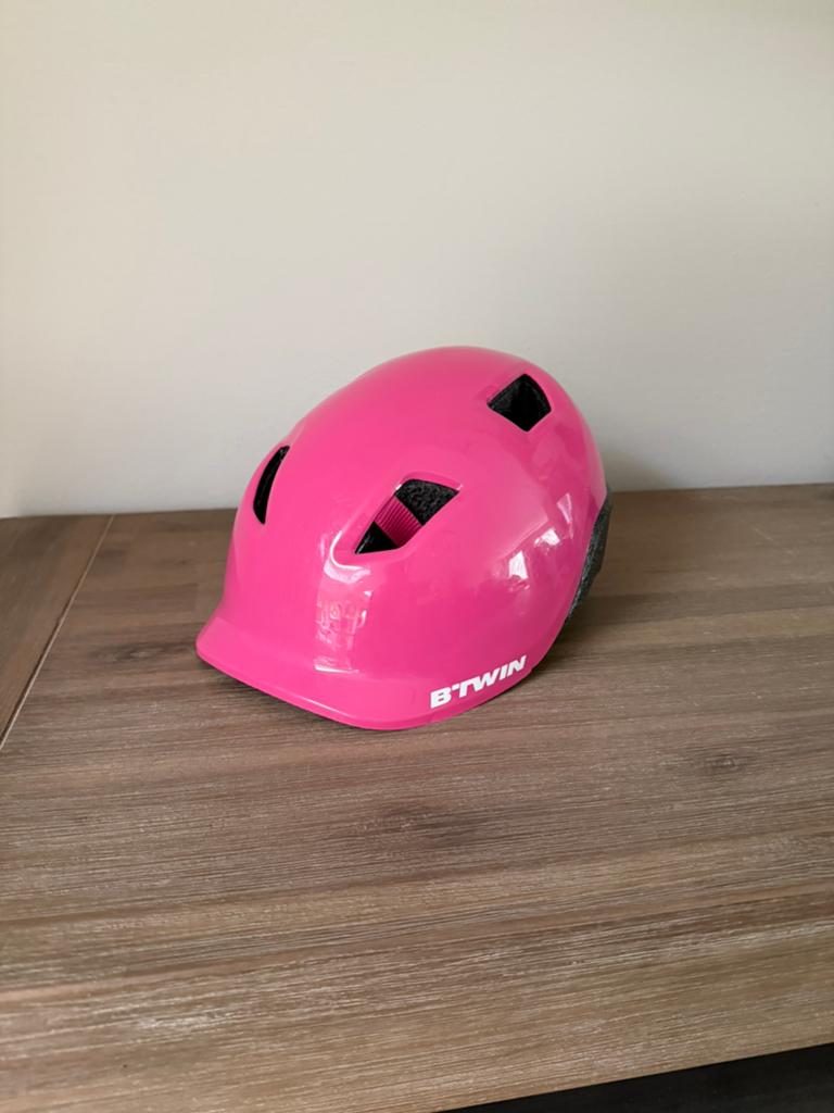 Fietshelm kind Btwin, Fietsen en Brommers, Fietsaccessoires | Fietshelmen, Ophalen, Gebruikt, Meisje