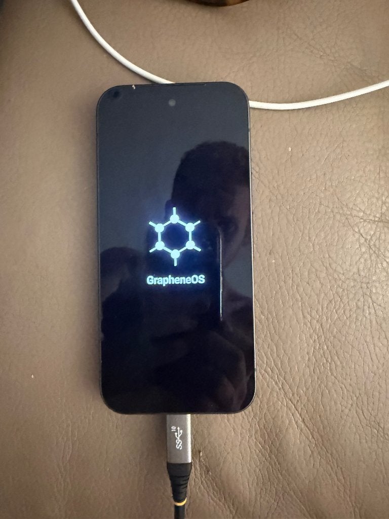 Pixel 9a met graphene OS, Ophalen of Verzenden, Zo goed als nieuw, Zonder abonnement