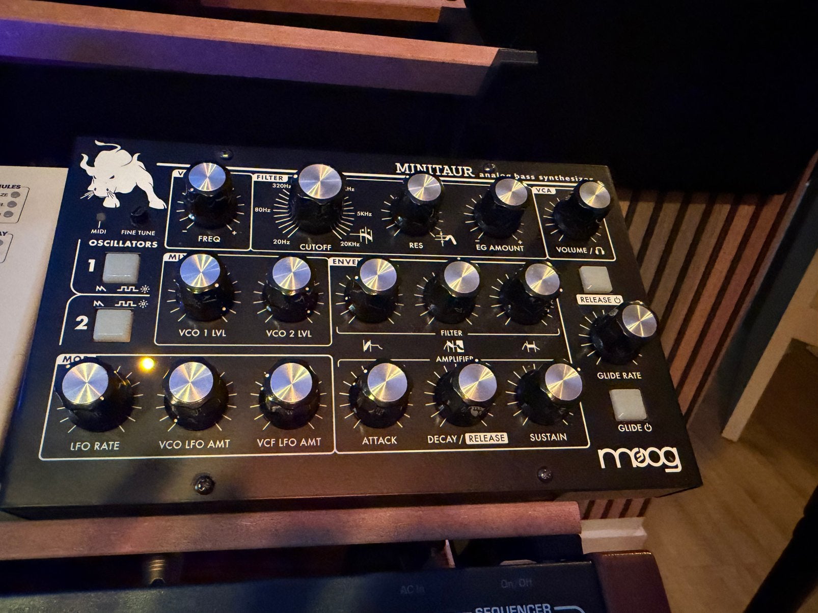 Moog minitaur, Musique & Instruments, Effets, Enlèvement ou Envoi, Comme neuf