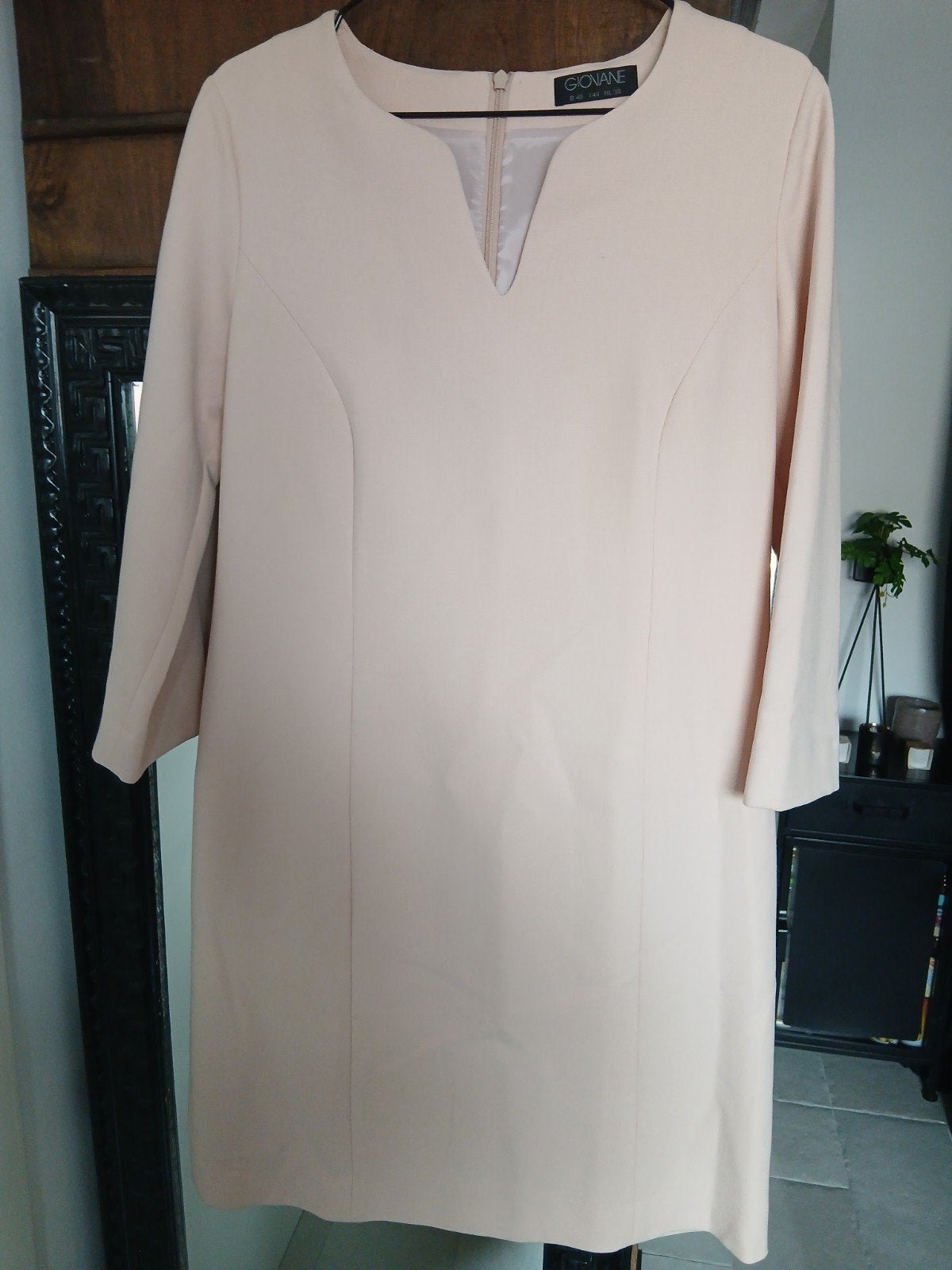 mooie jurk merk Giovane, Kleding | Dames, Maat 38/40 (M), Beige, Ophalen of Verzenden, Gedragen