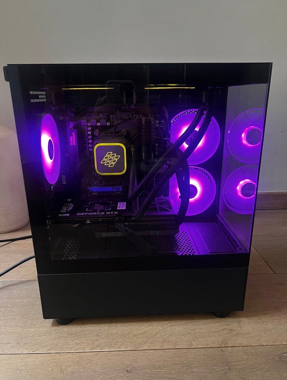 Gaming pc tekoop, Ophalen, Zo goed als nieuw, Gaming
