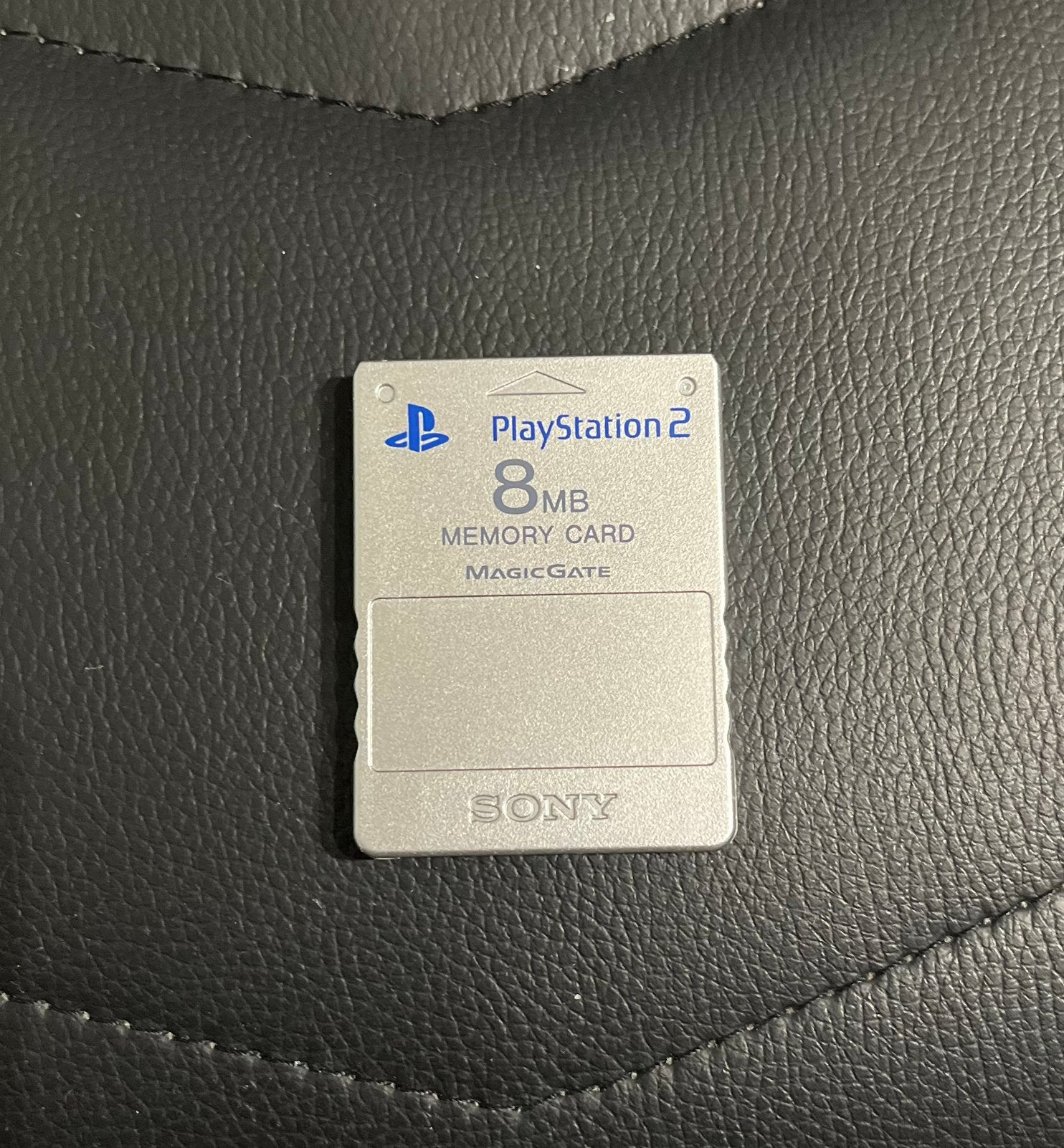 Carte mémoire officielle Sony PlayStation 2 (PS2) 8MB Grise, Audio, Tv en Foto, Foto | Geheugenkaarten, Ophalen of Verzenden, Zo goed als nieuw