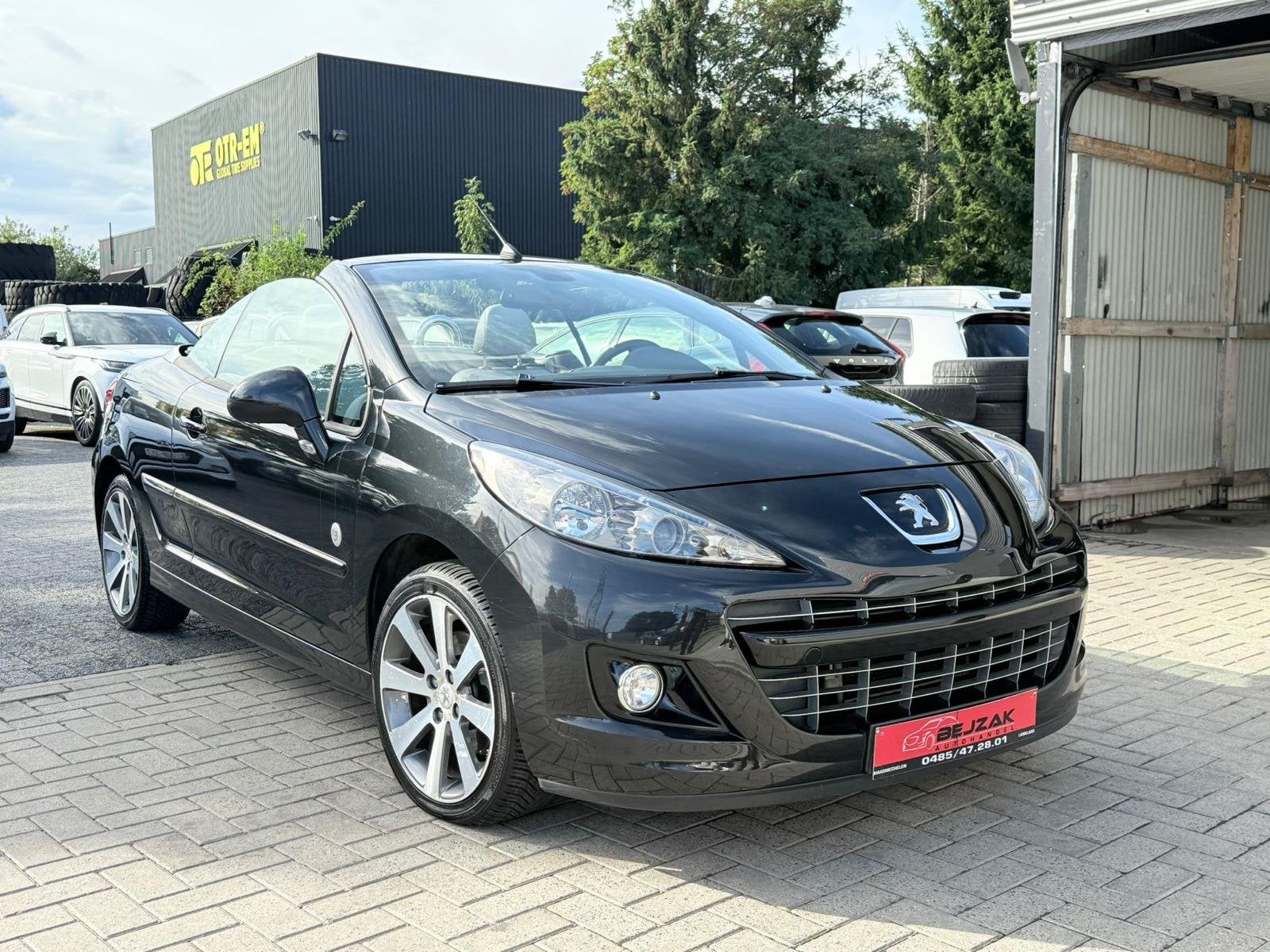 Peugeot 207cc roland garros 1.6i 93.000km 1j garantie, Autos, Euro 5, Achat, https://public.car-pass.be/vhr/4e8ba6ac-068f-4ca2-ab6d-ec19953484f9