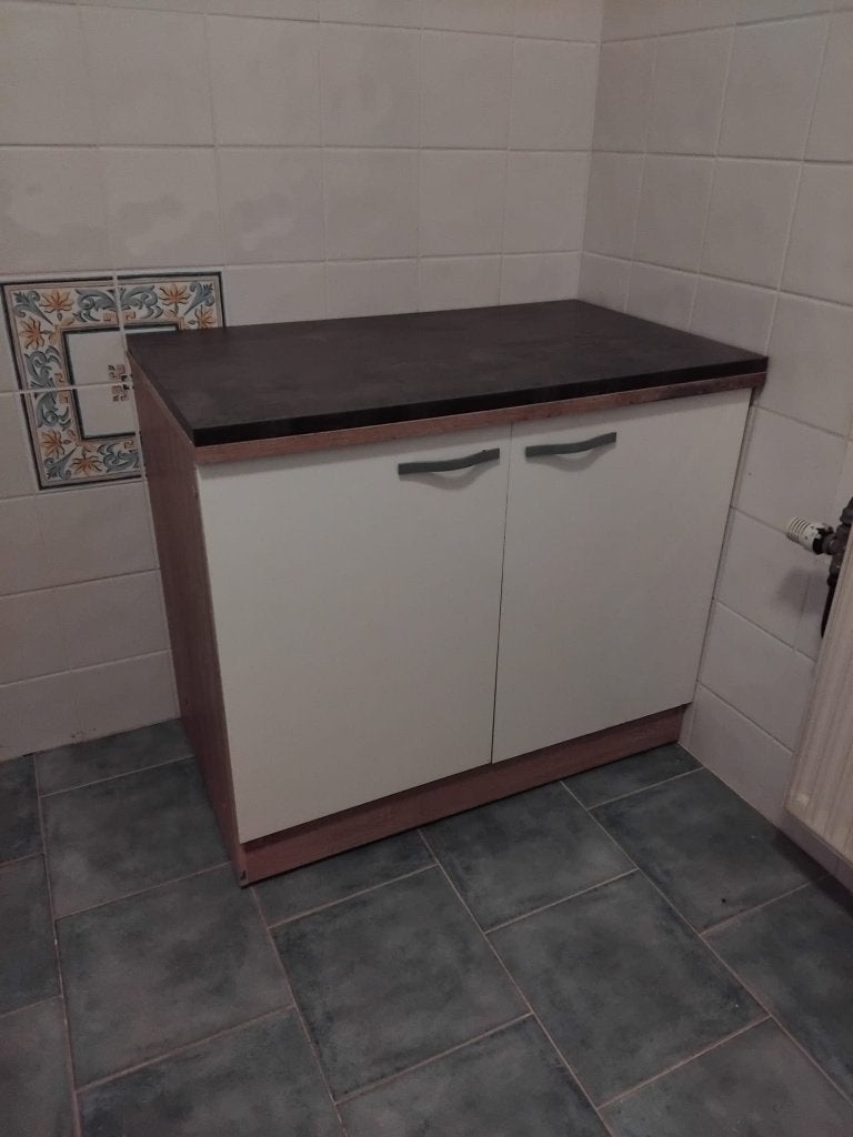 Keukenkastje of badkamer om weg te geven, Ophalen, Gebruikt