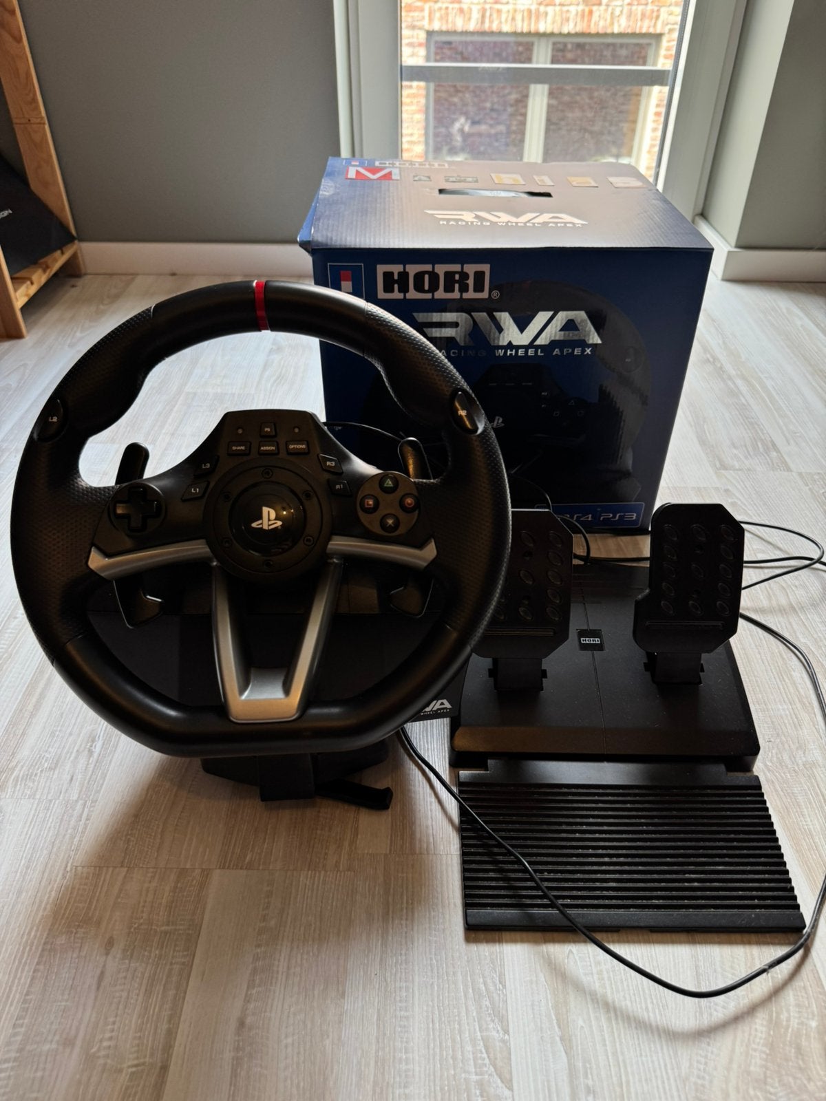 Race stuur voor ps4, Games en Spelcomputers, Spelcomputers | Sony Consoles | Accessoires, Ophalen of Verzenden, Zo goed als nieuw