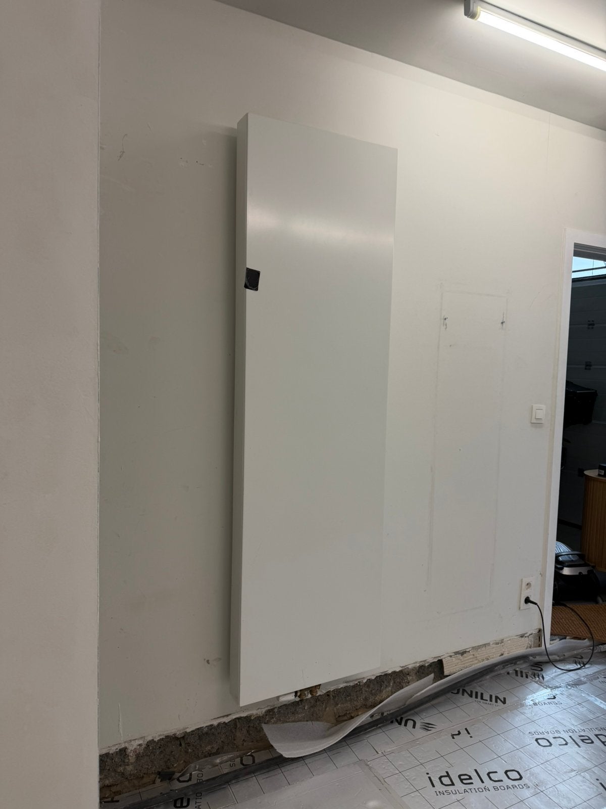 Grote wand radiator 200x60, Doe-het-zelf en Bouw, Verwarming en Radiatoren, Ophalen, Radiator