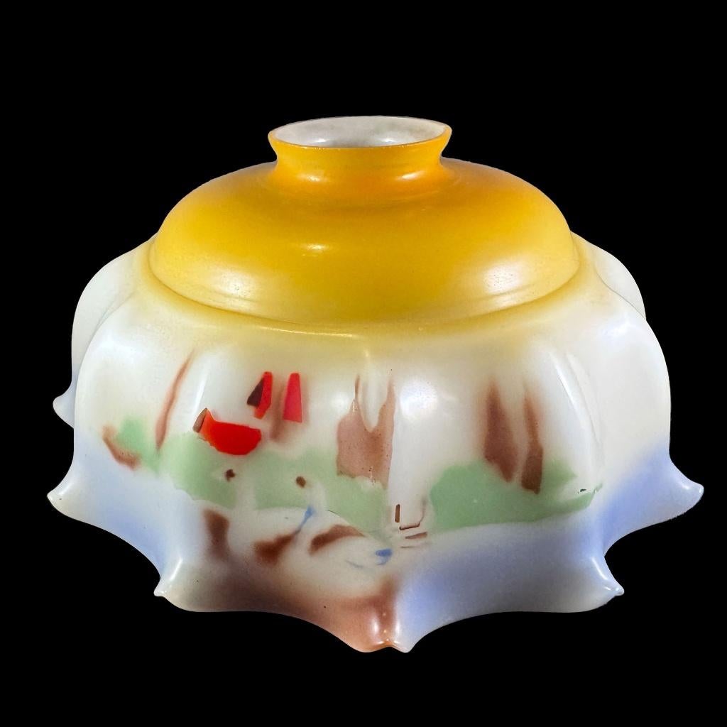 Art Deco opaline lampenkap met natuurvoorstelling, Ophalen, Zo goed als nieuw, Minder dan 25 cm