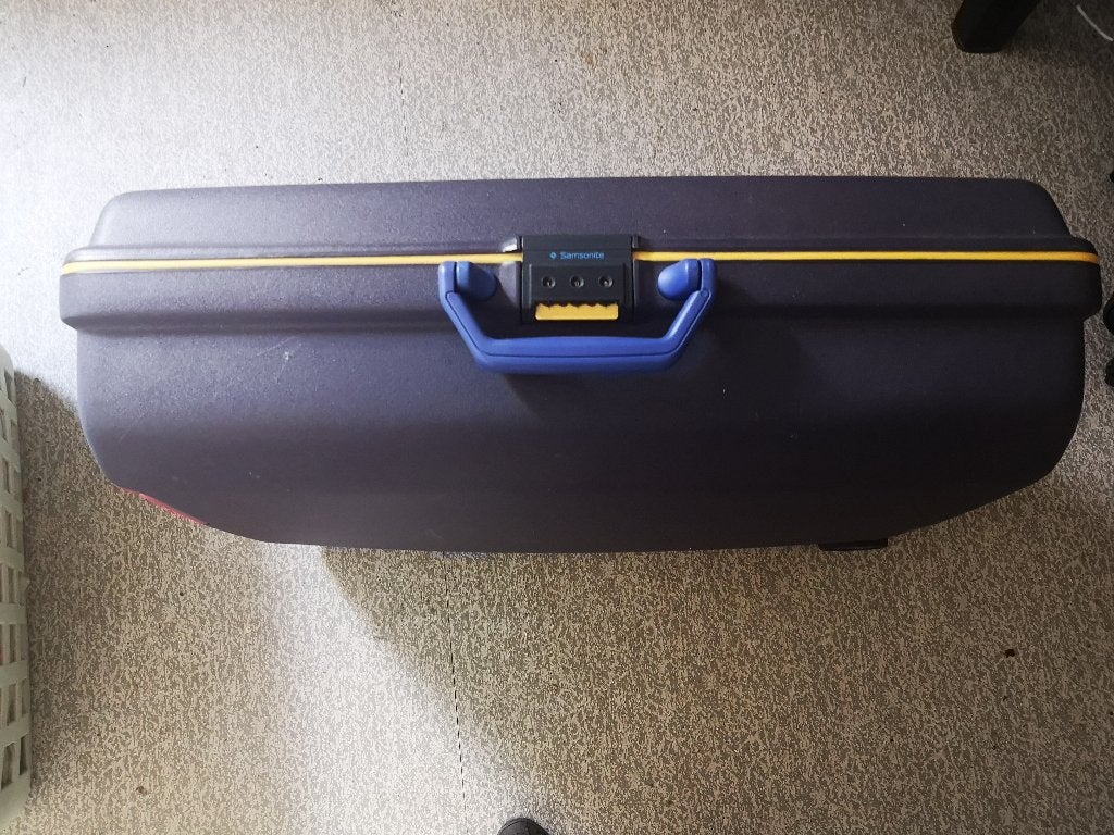 Étui en samsonite bleu foncé, Enlèvement ou Envoi