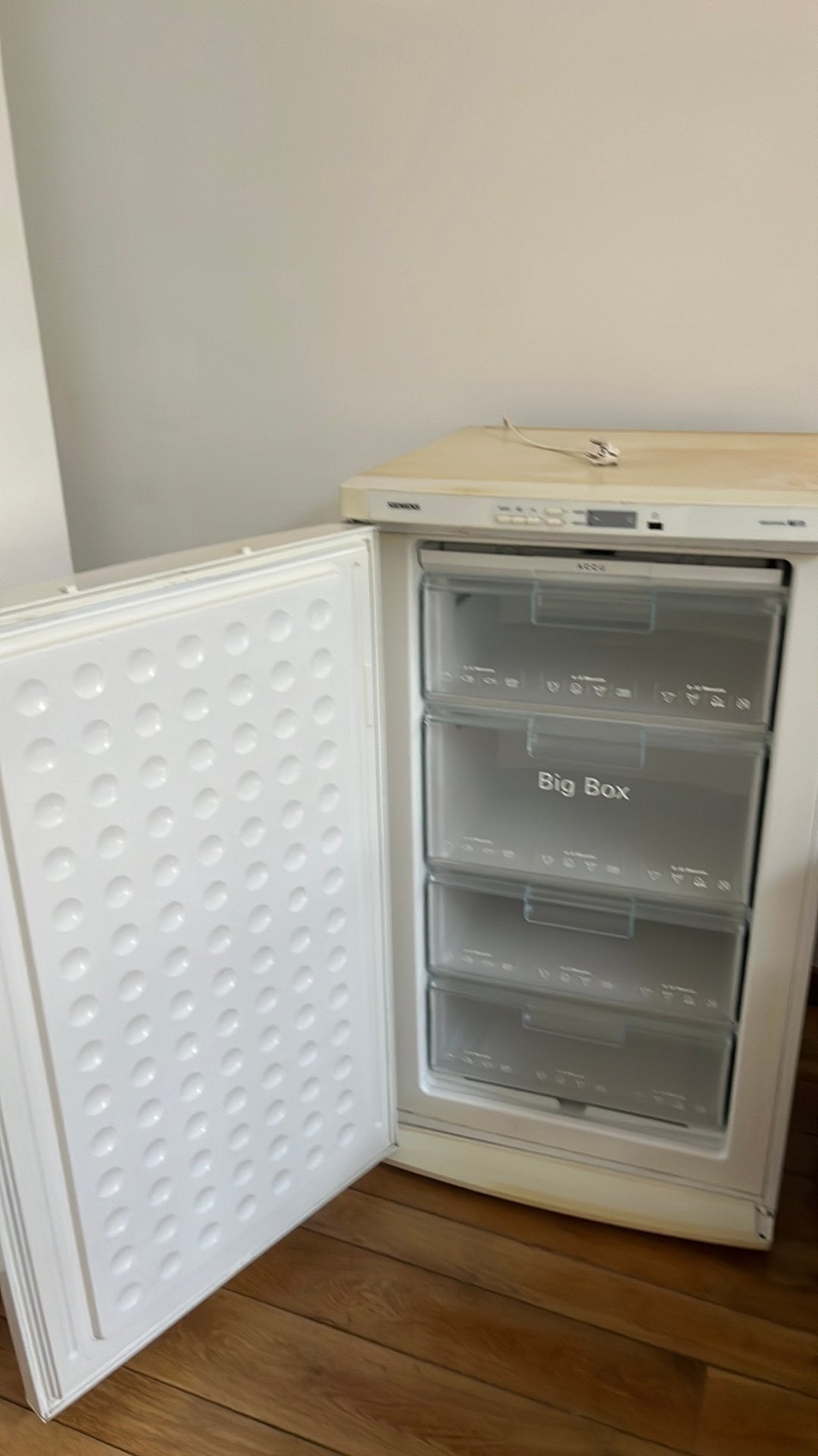 Diepvries gratis op te halen, Elektronische apparatuur, Vriezers en Diepvrieskisten, Ophalen, Zo goed als nieuw