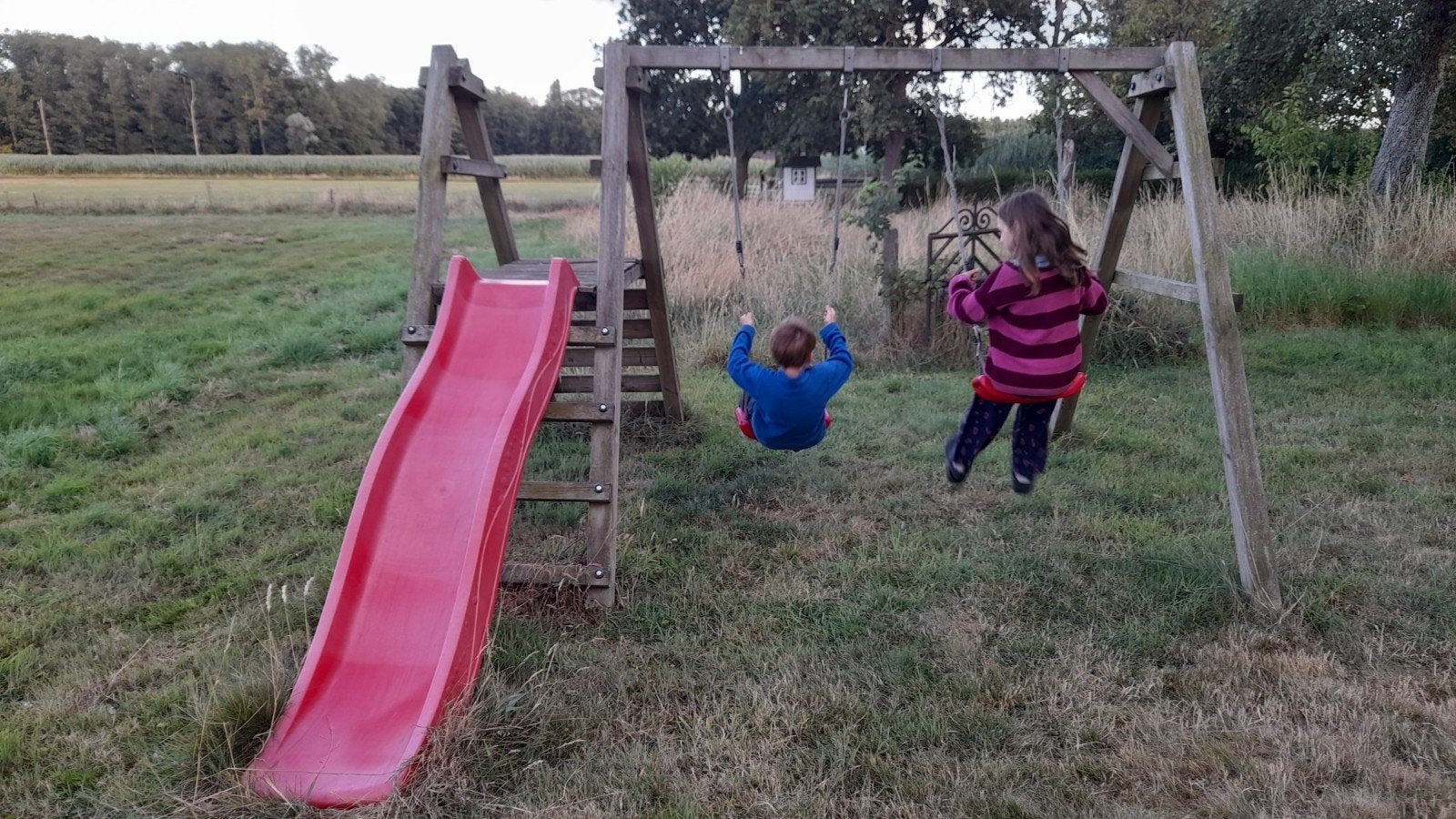 Wicky schommel, Enlèvement, Balançoire