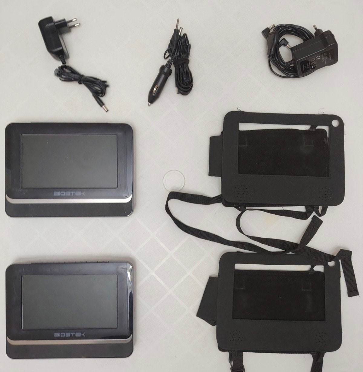 double lecteur DVD portable BIOSTEK, l'accessoire idéal pour