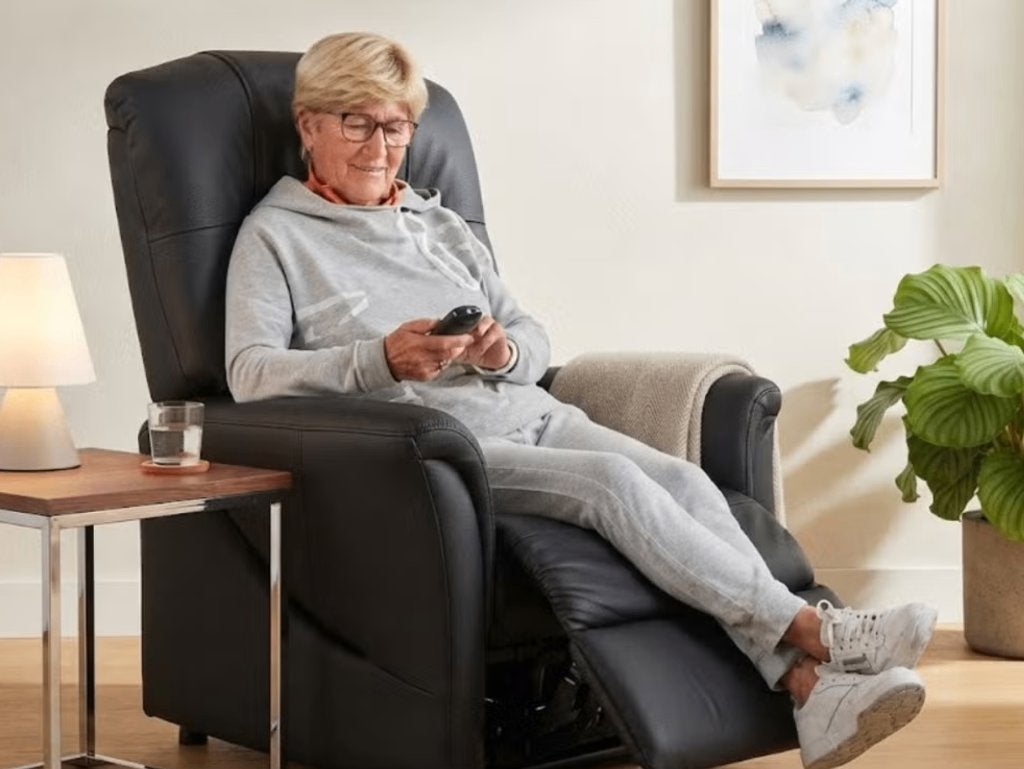 Elektrische relaxzetel met liftfunctie, Huis en Inrichting, Ophalen, Gebruikt