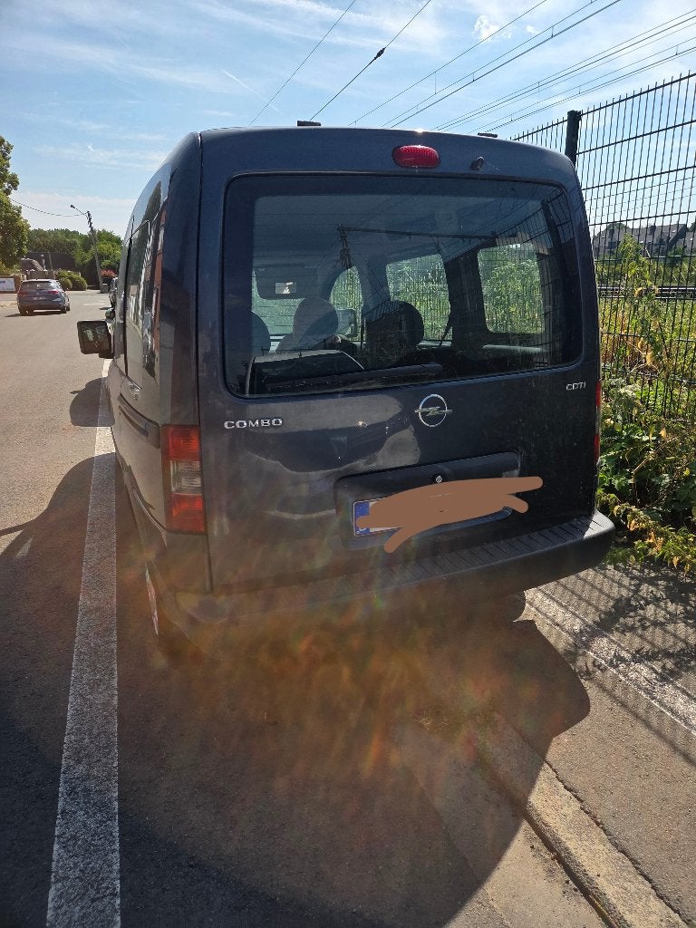 Voiture opel combo diesel, Autos : Divers, Accessoires de voiture, Enlèvement, Utilisé