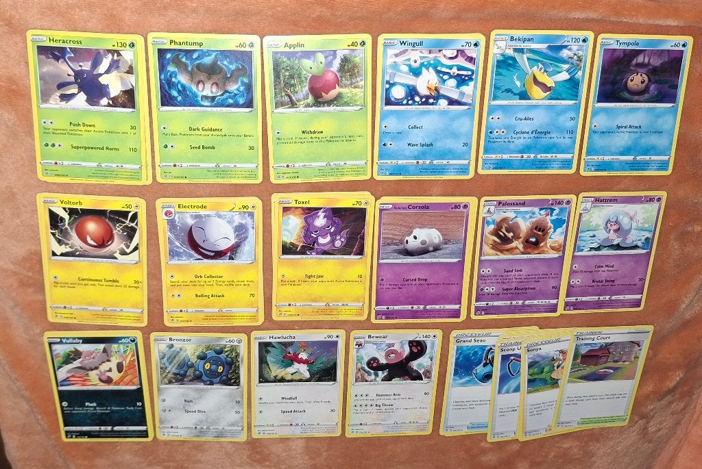 Rebel Clash Pokémon kaarten te ruil., Ophalen of Verzenden, Zo goed als nieuw, Meerdere kaarten, Foil