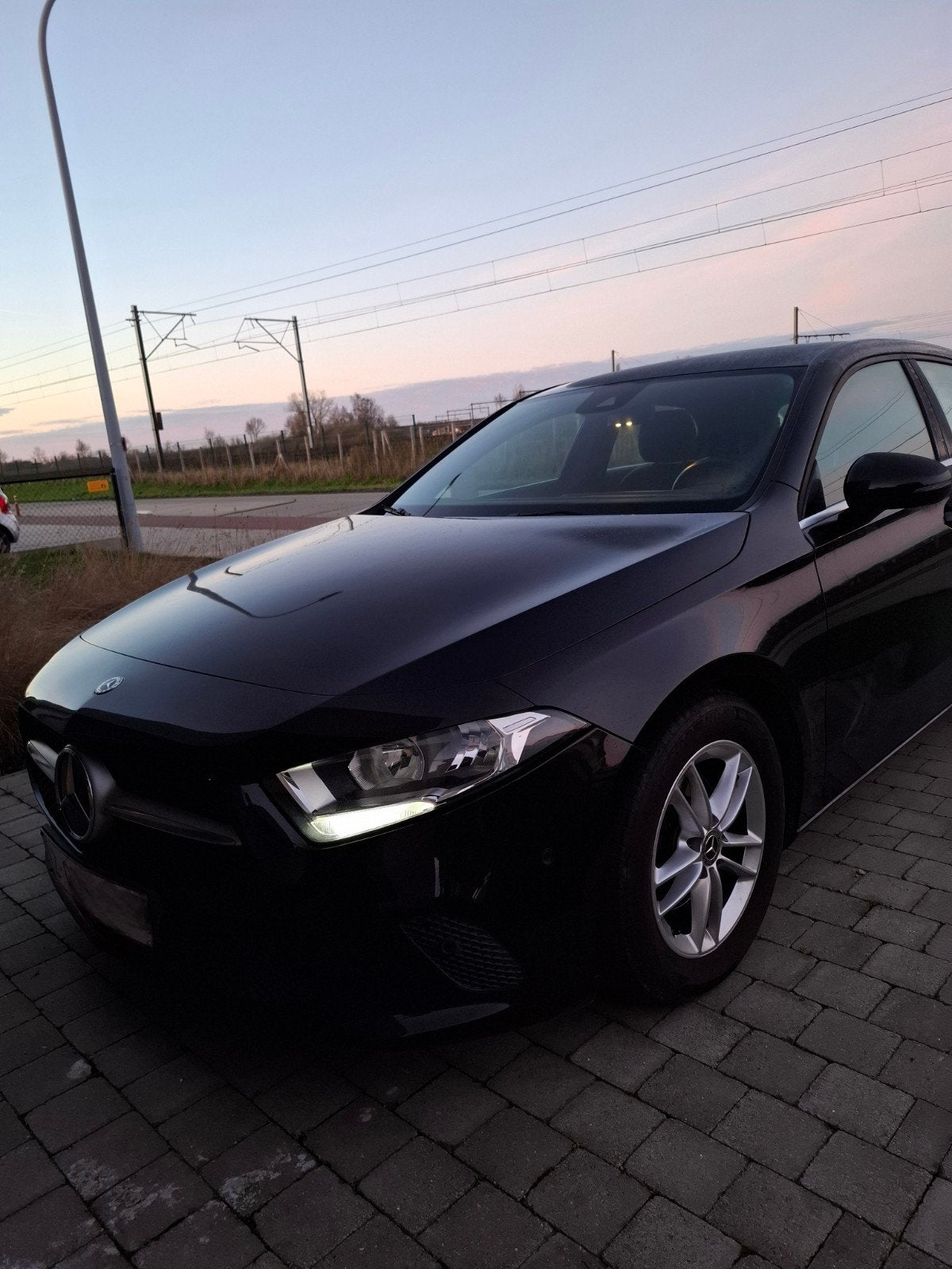 Mercedes-Benz A160, Electronic Stability Program (ESP), Achat, 1350 kg, Noir