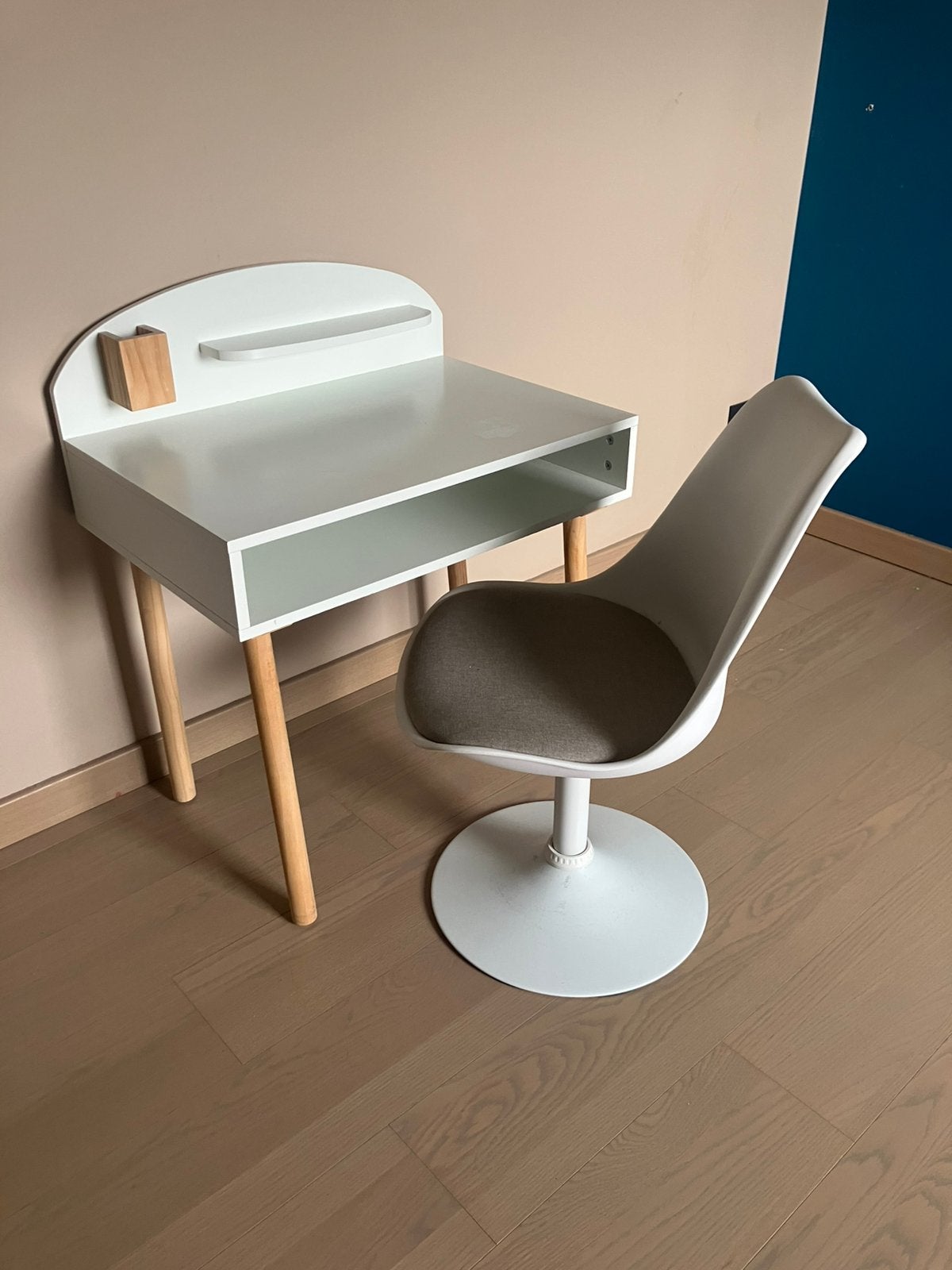 Kinderbureau met bureaustoel, Maison & Meubles, Scandinave, 48 cm, Comme neuf, Enlèvement
