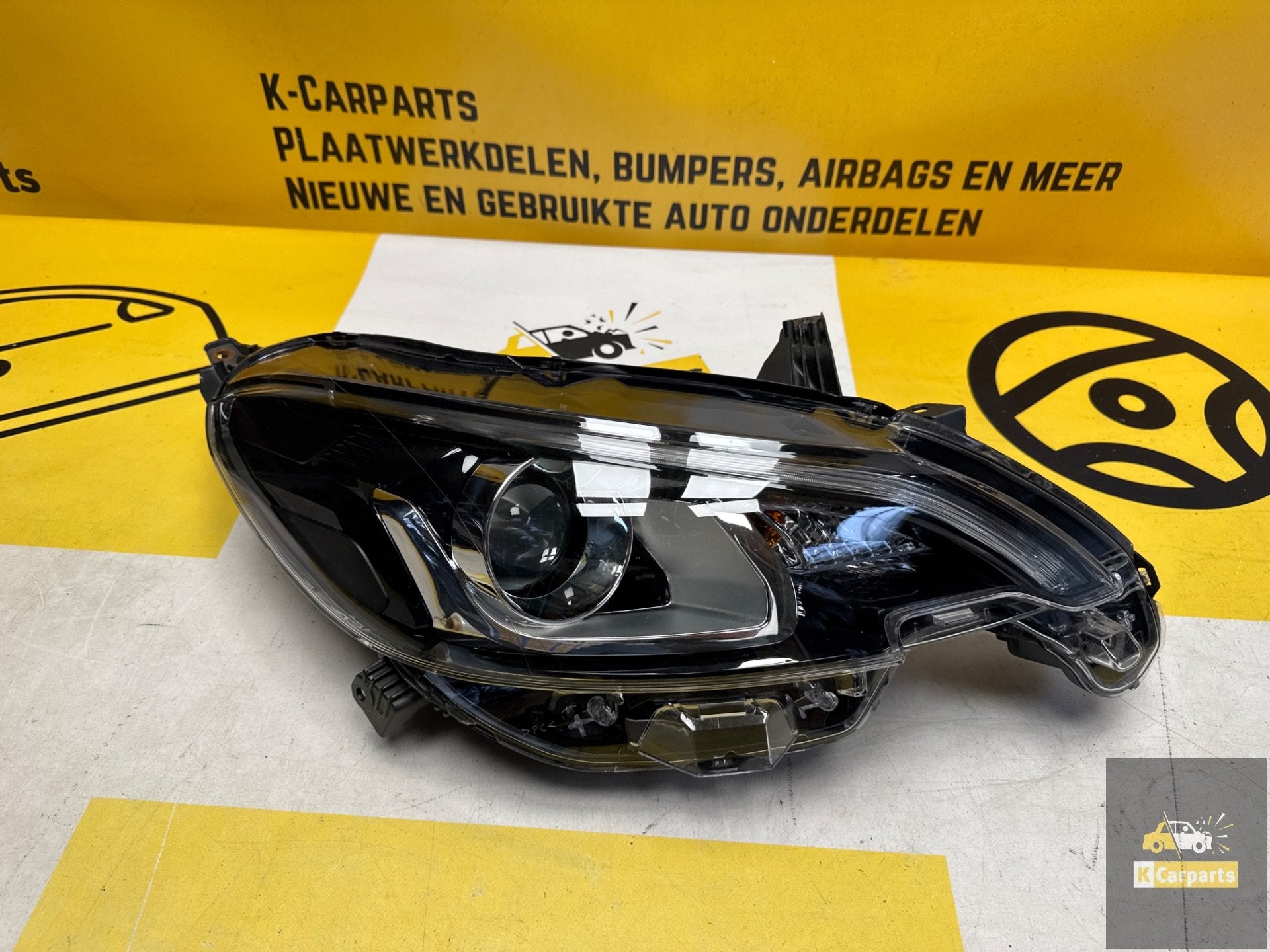 Peugeot 108 Rechter koplamp 2014-2023 90144086 Koplamp, Info@fabrikant.eu, Fabrikantstraat 1
1000 AA  Amsterdam, NL, Peugeot, Fabrikant BV