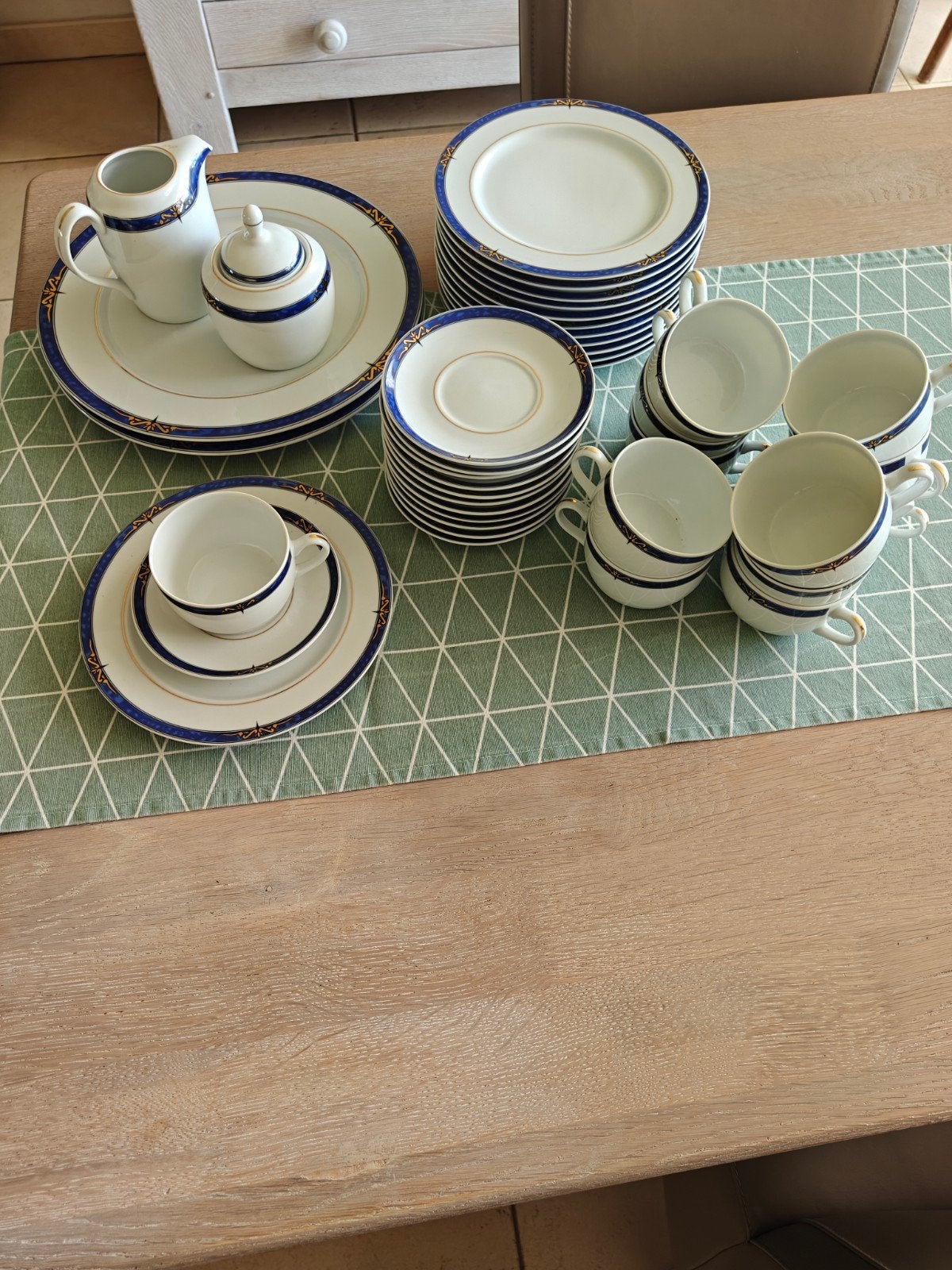 koffieservies, Ophalen