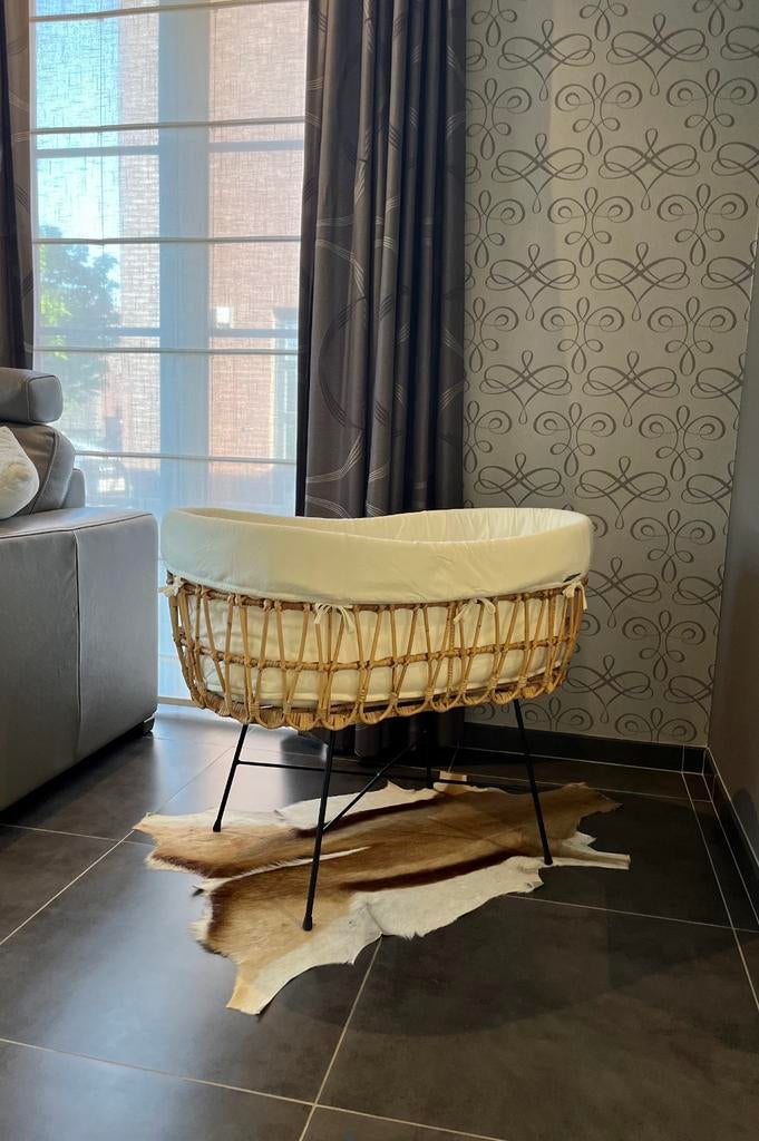 Rotan babywieg, Ophalen, Zo goed als nieuw