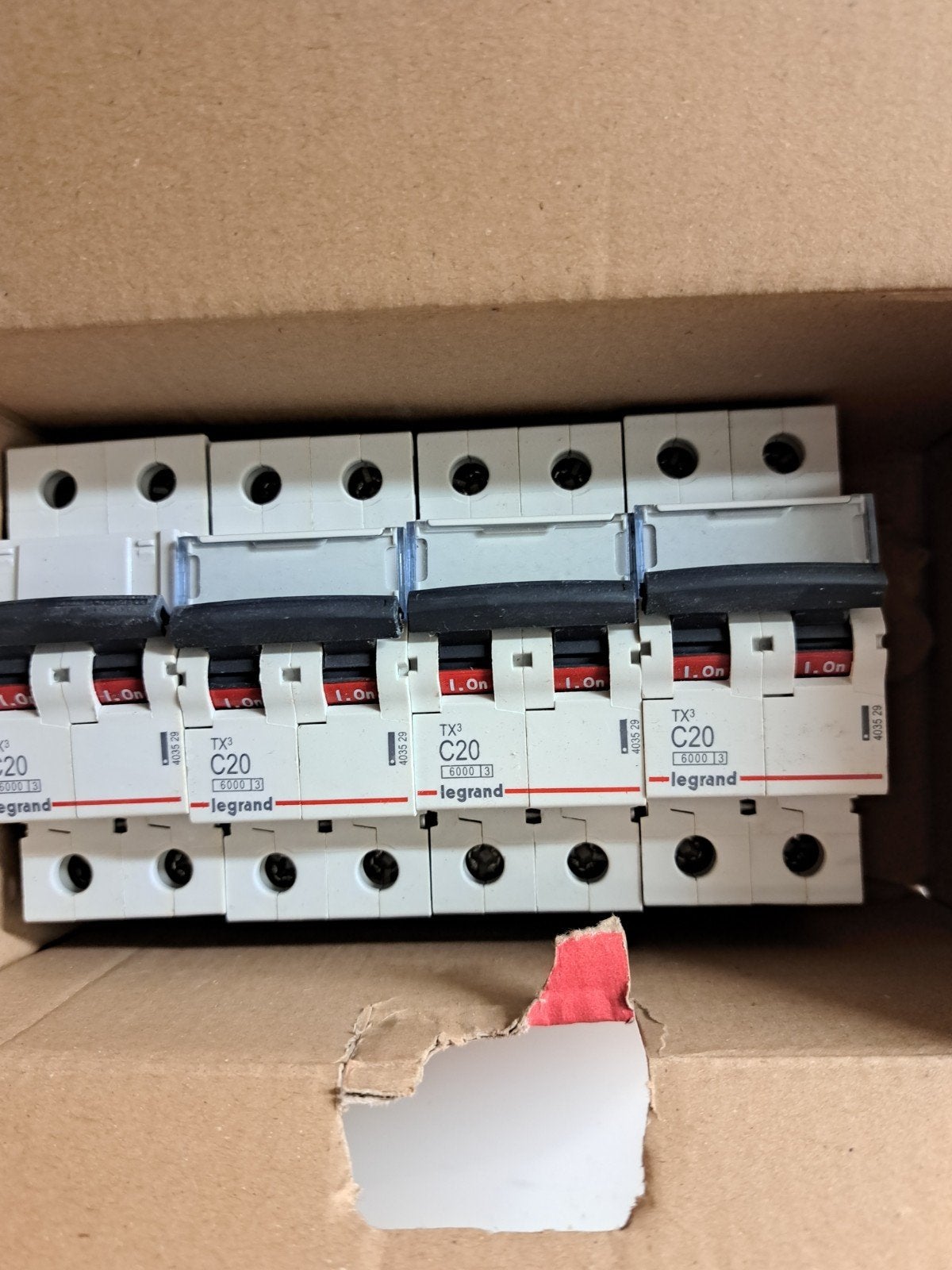 disjoncteur TX3 20A, Bricolage & Construction, Électricité & Câbles, Enlèvement, Neuf, ABB, Disjoncteur divisionnaire