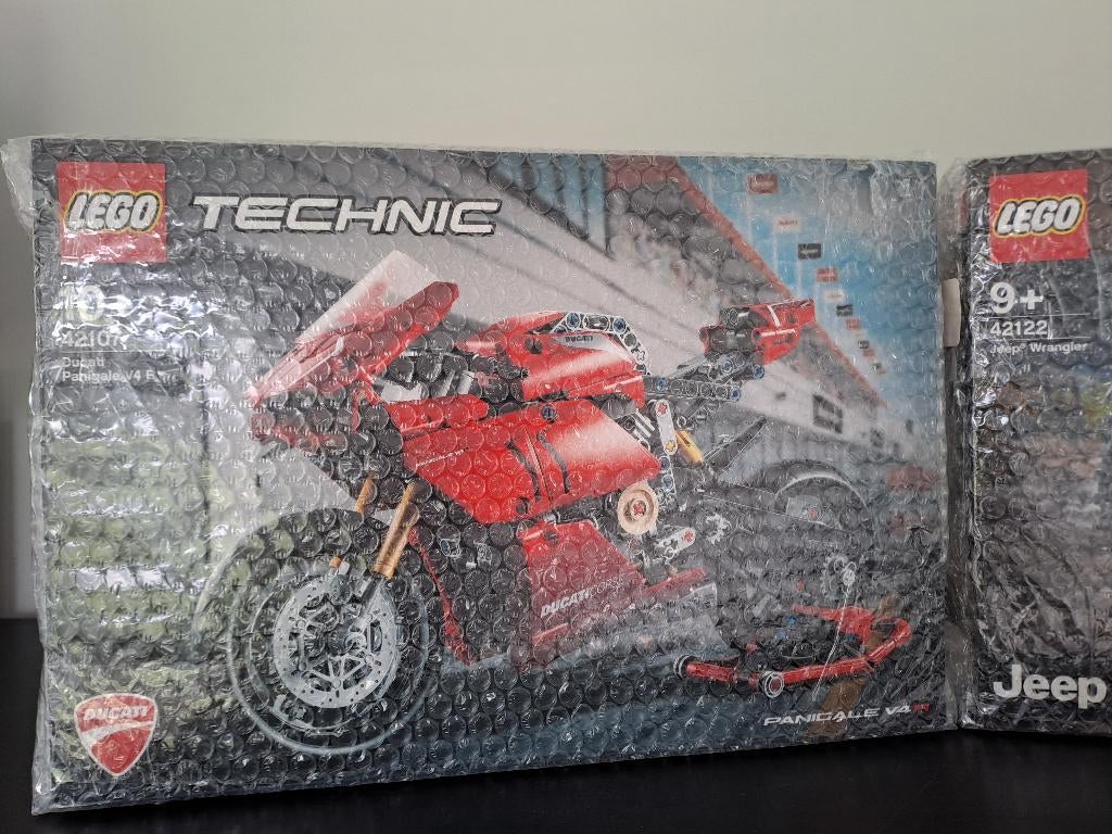 Nieuw lego Technic 42107 Ducati Panigale, Lego, Nieuw, Ophalen of Verzenden, Compleet