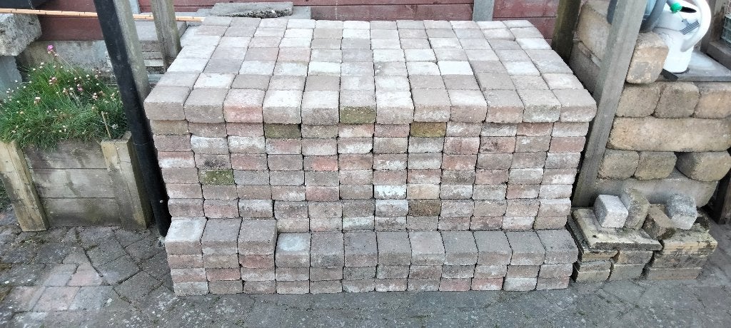 17 m² mooie tweedehands betonklinkers - GRATIS, Ophalen, Gebruikt, Klinkers, 10 m² of meer