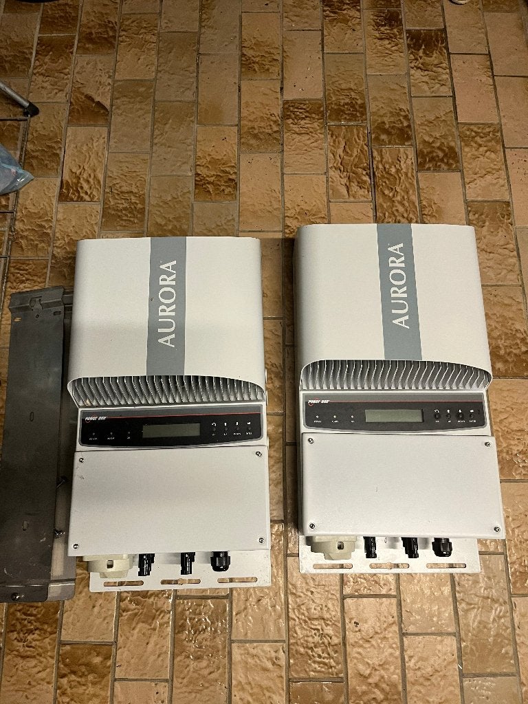 Omvormer Zonnepanelen, Doe-het-zelf en Bouw, Zonnepanelen en Toebehoren, Ophalen, Gebruikt, Overige typen
