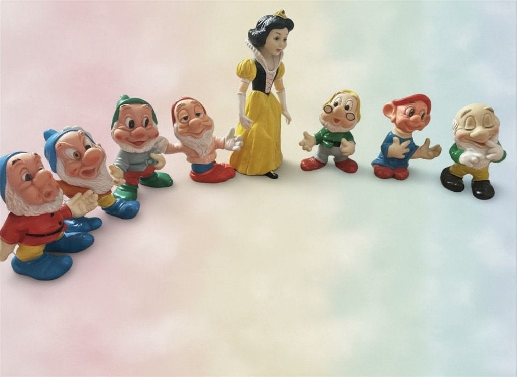 Vintage set van Sneeuwwitje en de 7 dwergen van Walt Disney, Ophalen, Sneeuwwitje of Doornroosje, Gebruikt, Beeldje of Figuurtje