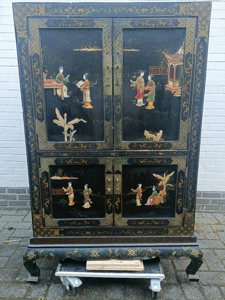 Chinees zwart lackkast, oosters meubel, japans style tv kast, Antiek en Kunst, Antiek | Meubels | Stoelen en Sofa's, Ophalen