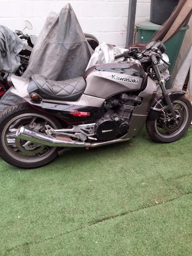 Kawazaki gpz 900r, Motoren, Motoren | Kawasaki, 905 cc, Occasion, 4 cilinders, Meer dan 35 kW