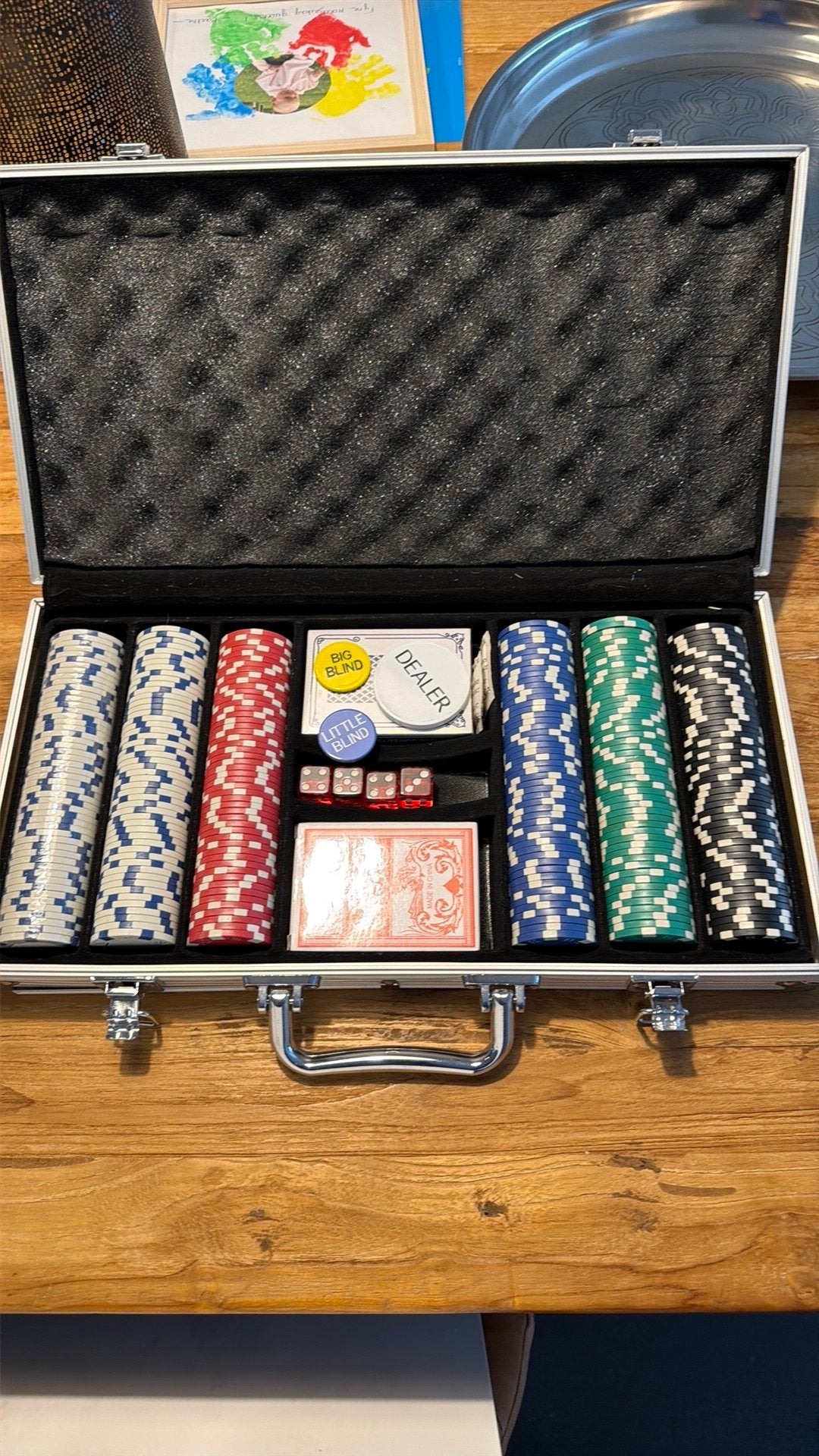 Pokerset 300 chips, Hobby en Vrije tijd, Gezelschapsspellen | Kaartspellen, Ophalen, Zo goed als nieuw