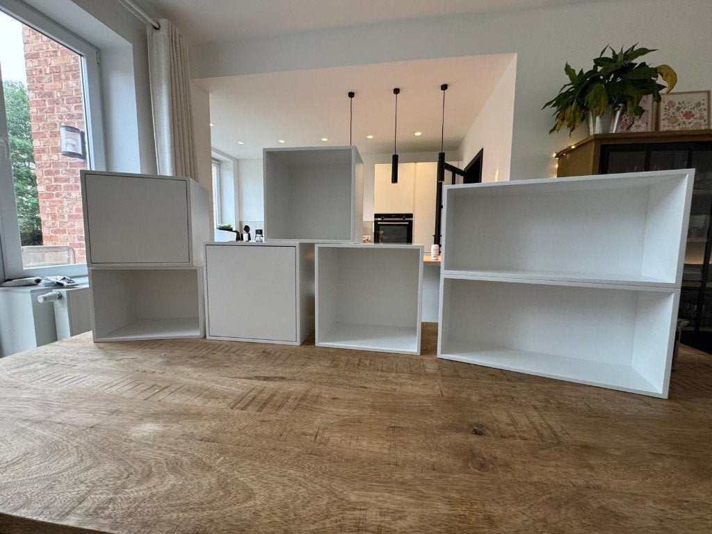 Lot de 7 modules / étagères Cubit blancs – modulables, Bois, Enlèvement, Utilisé, Étagère