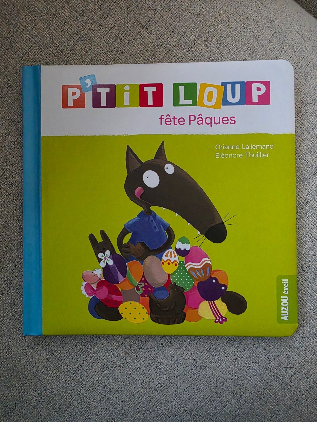 Boek p’tit loup viert Pasen, Ophalen of Verzenden, Zo goed als nieuw