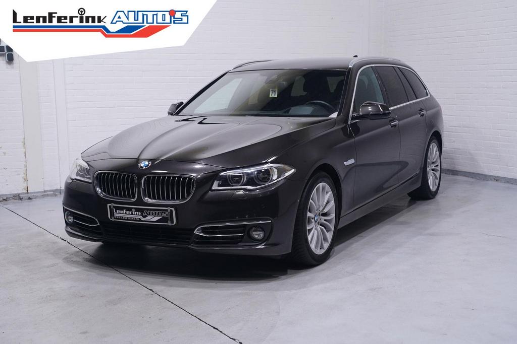 BMW 535 5-serie Touring 535d Luxury line NAP Navi Head up Sp, Auto's, Automaat, Zwart, Bedrijf, Te koop