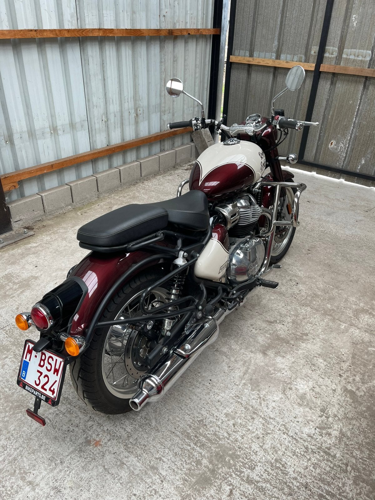 Royal Enfield Classic 650 twin, Permis Moto A, 2 cylindres, 650 cm³, 12 à 35 kW