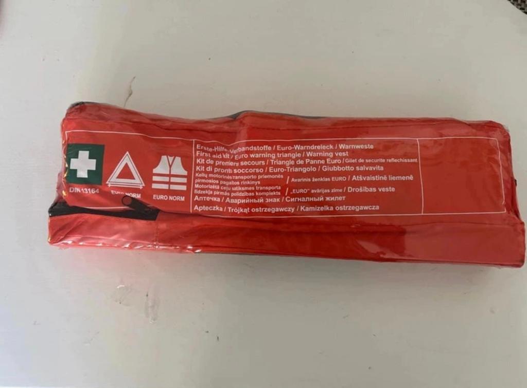 Trousse de premiers soins pour voiture, Enlèvement, Neuf